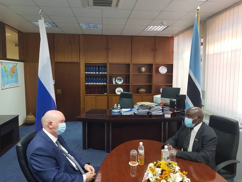 THE AMBASSADOR OF THE RUSSIAN FEDERATION PAYS A COURTESY CALL